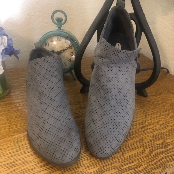 Dr. Scholl’s Be Energized Foam Technology Gray Booties Size 9M - Picture 2 of 11